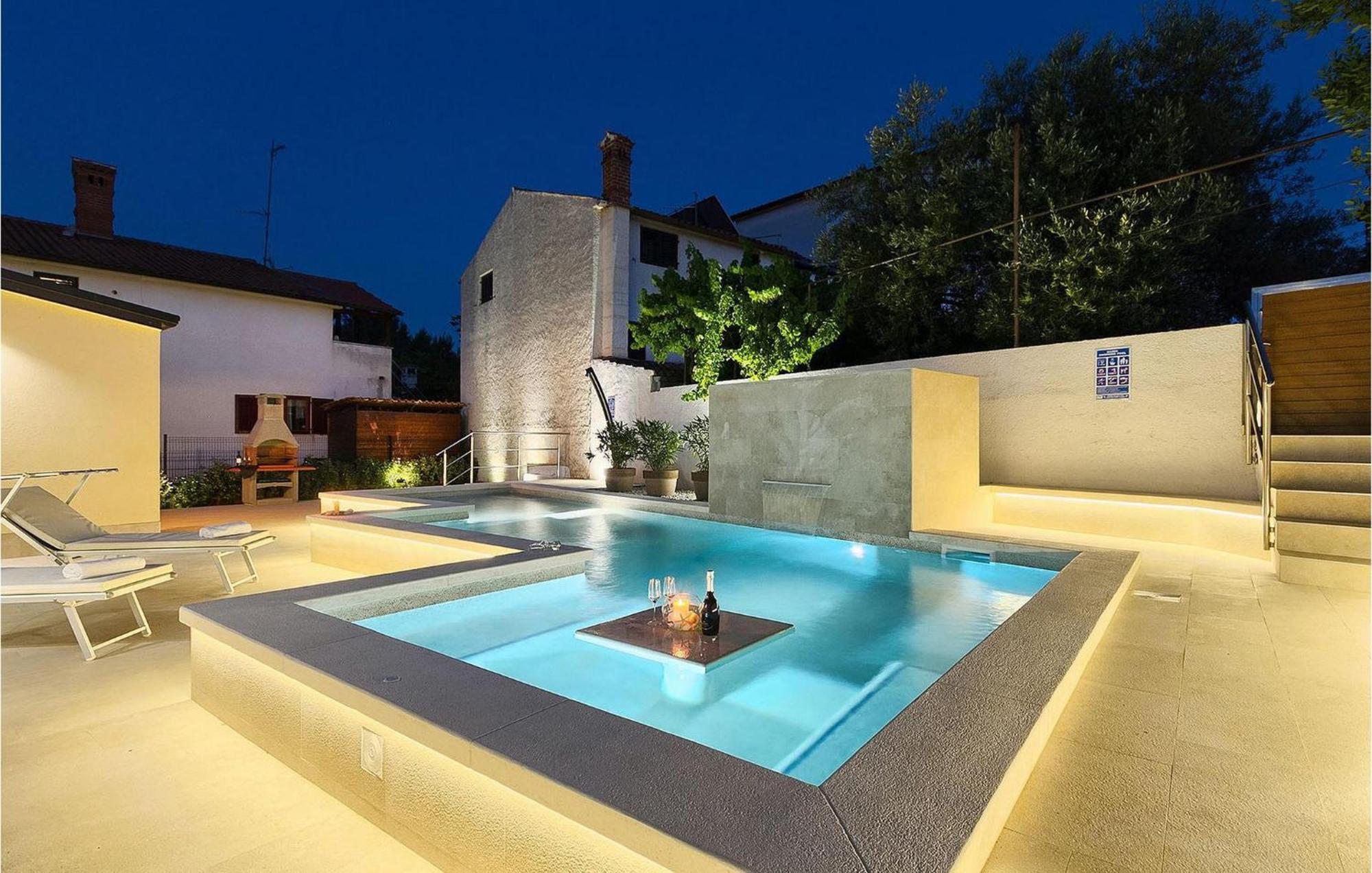 In With Outdoor Swimming Pool